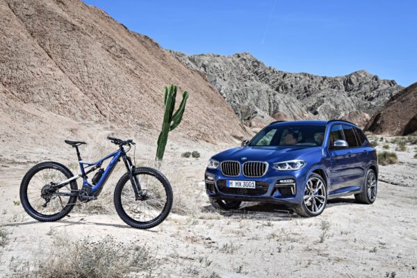 BMW welcomed as vehicle part of FNB Wines2Whales