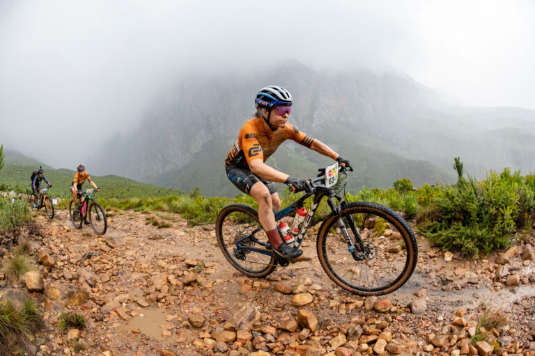 e-FORT.net | SeattleCoffeeCo drop down to 2nd on the Cape Epic GC after colossal mechanical